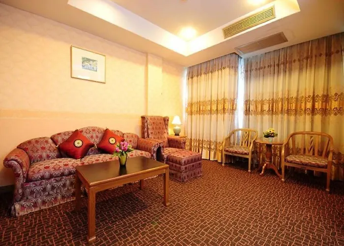 Chaleena Princess Hotel